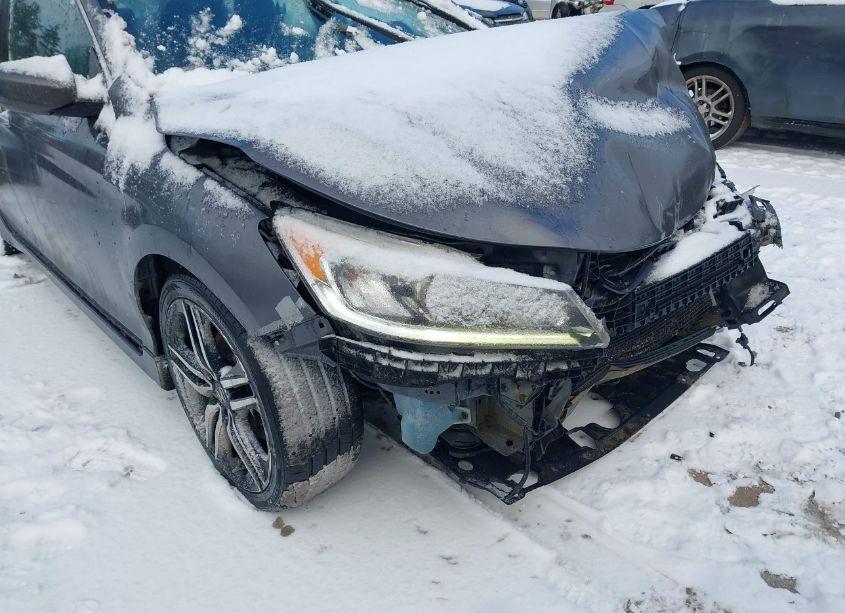 Photo 18 of 2017 Honda Accord SPORT SE (VIN 1HGCR2F15HA262439)