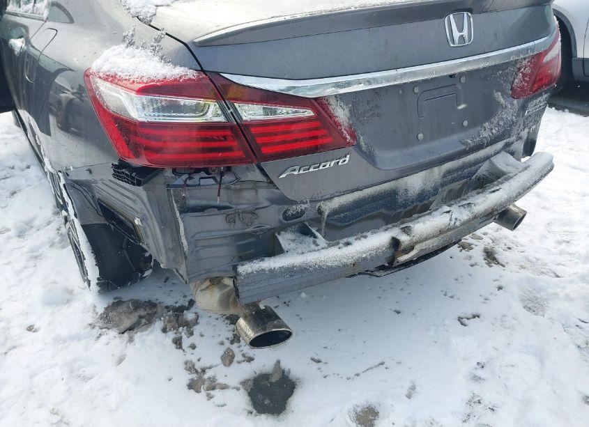 Photo 20 of 2017 Honda Accord SPORT SE (VIN 1HGCR2F15HA262439)