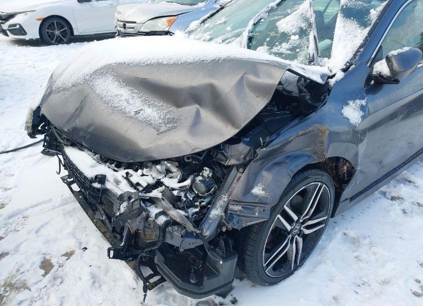 Photo 6 of 2017 Honda Accord SPORT SE (VIN 1HGCR2F15HA262439)