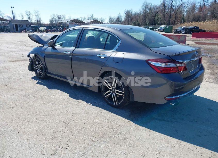 Photo 3 of 2017 Honda Accord SPORT SE (VIN 1HGCR2F16HA010778)