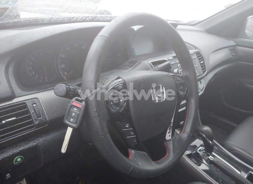 Photo 11 of 2017 Honda Accord SPORT SE (VIN 1HGCR2F16HA068275)