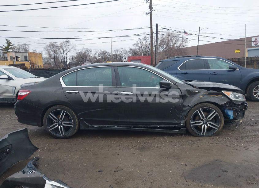 Photo 14 of 2017 Honda Accord SPORT SE (VIN 1HGCR2F16HA068275)