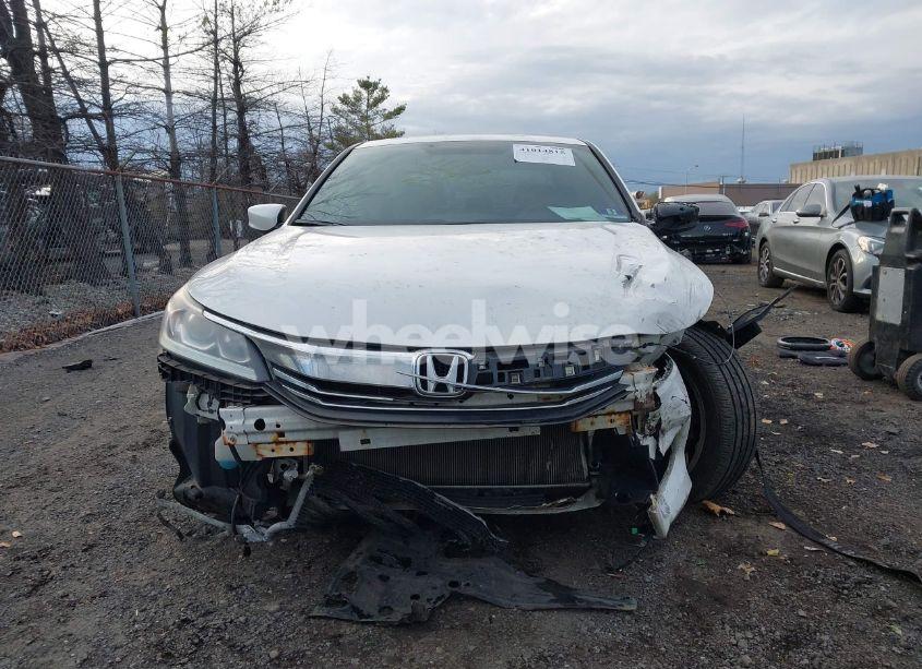 Photo 11 of 2017 Honda Accord SPORT SE (VIN 1HGCR2F16HA079793)