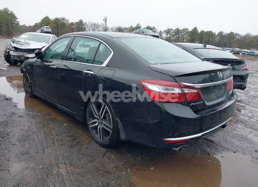 Photo 3 of 2017 Honda Accord SPORT SE (VIN 1HGCR2F16HA090549)