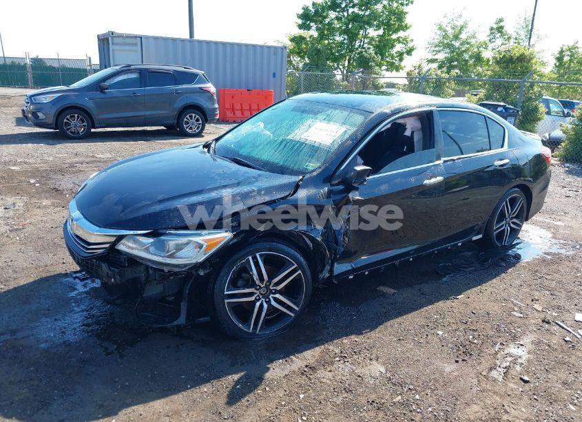 Photo 2 of 2017 Honda Accord SPORT SE (VIN 1HGCR2F16HA120147)