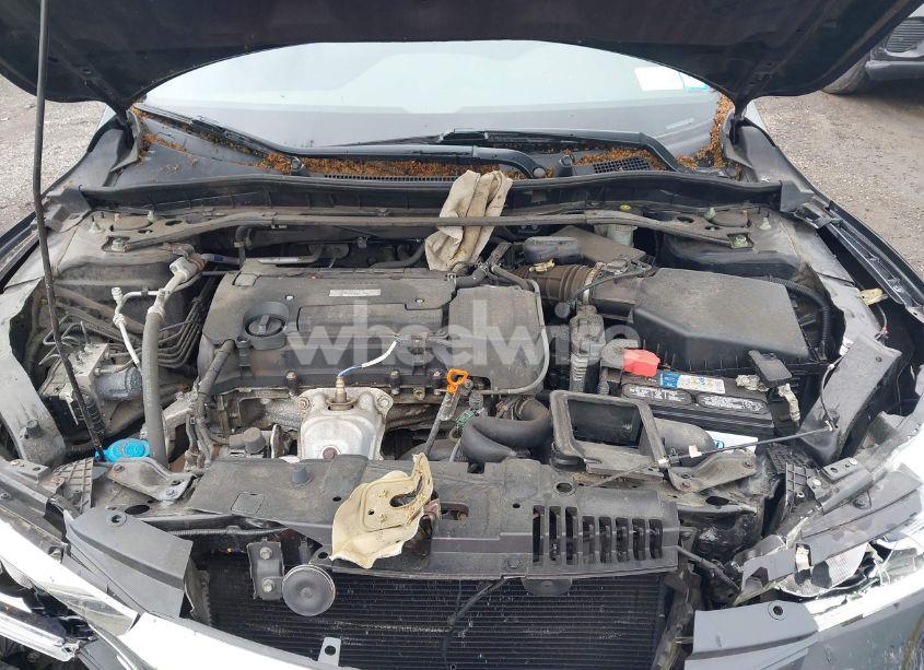 Photo 10 of 2017 Honda Accord SPORT SE (VIN 1HGCR2F16HA181370)