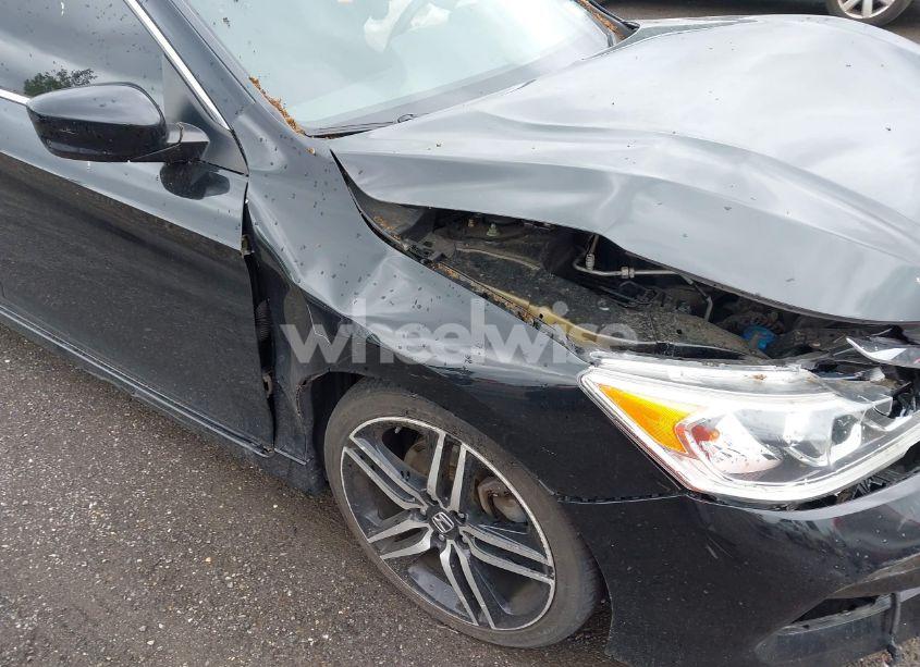 Photo 19 of 2017 Honda Accord SPORT SE (VIN 1HGCR2F16HA181370)