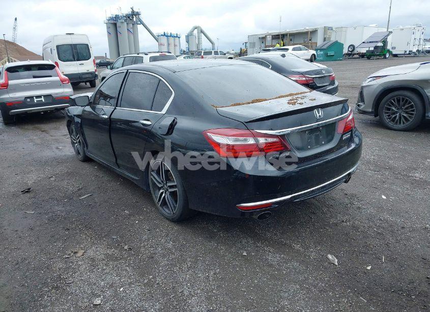 Photo 3 of 2017 Honda Accord SPORT SE (VIN 1HGCR2F16HA181370)