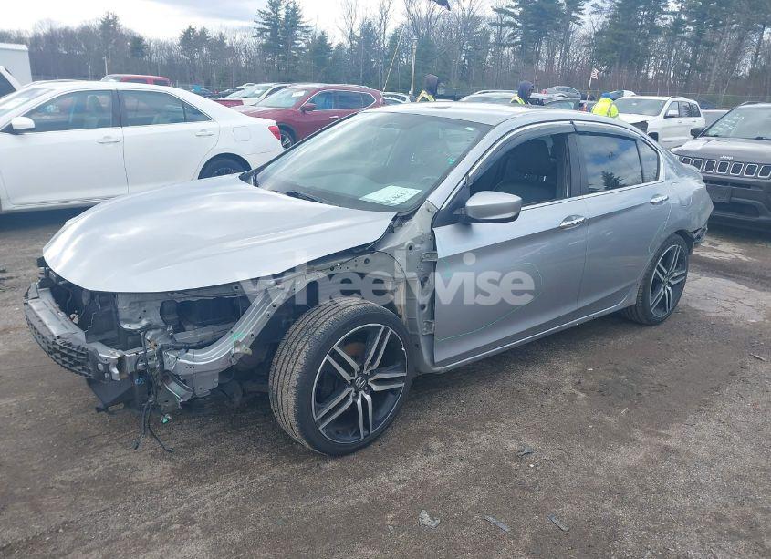 Photo 2 of 2017 Honda Accord SPORT SE (VIN 1HGCR2F16HA252731)