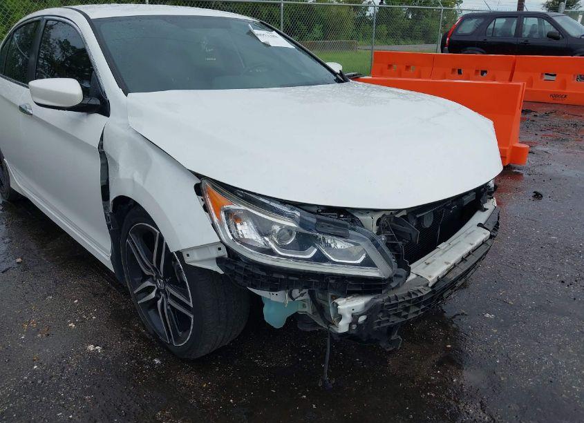 Photo 17 of 2017 Honda Accord SPORT SE (VIN 1HGCR2F17HA005315)