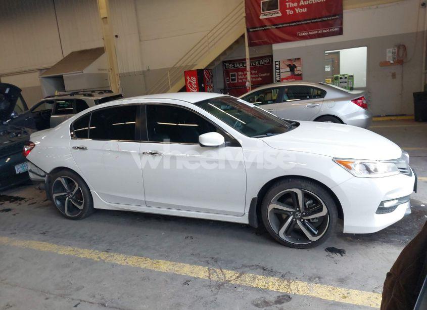 Photo 13 of 2017 Honda Accord SPORT SE (VIN 1HGCR2F17HA079835)