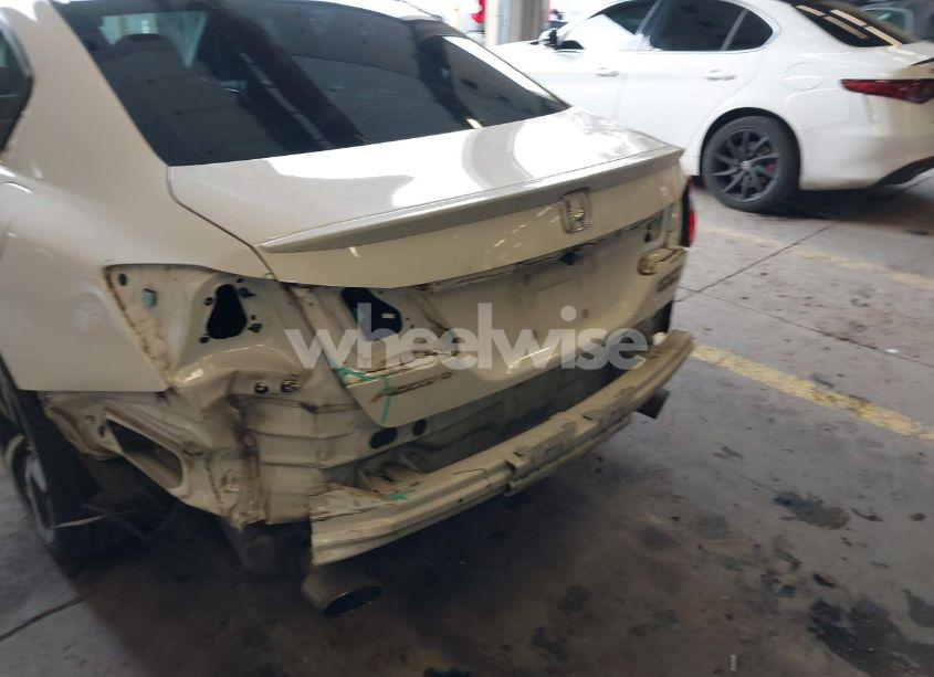 Photo 17 of 2017 Honda Accord SPORT SE (VIN 1HGCR2F17HA079835)