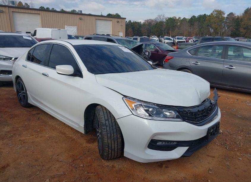 2017 Honda Accord SPORT SE (VIN 1HGCR2F17HA162567) main photo