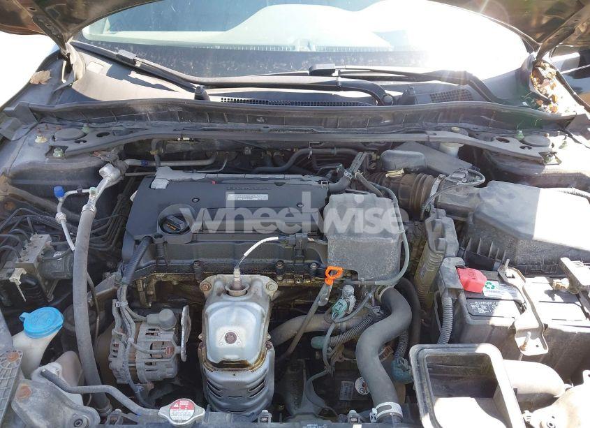 Photo 10 of 2017 Honda Accord SPORT SE (VIN 1HGCR2F17HA196444)