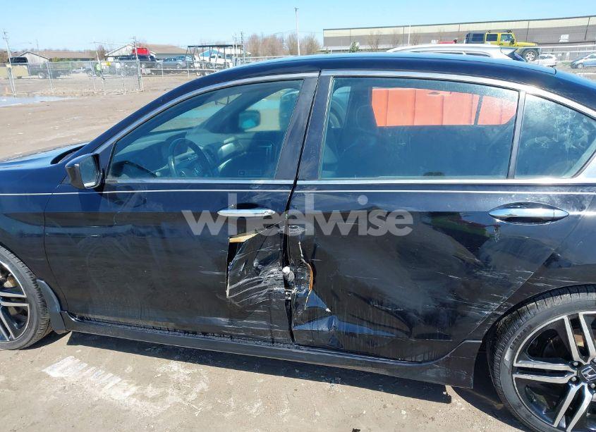 Photo 14 of 2017 Honda Accord SPORT SE (VIN 1HGCR2F17HA196444)