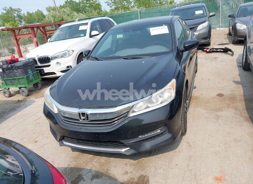 Photo 13 of 2017 Honda Accord SPORT SE (VIN 1HGCR2F18HA014489)
