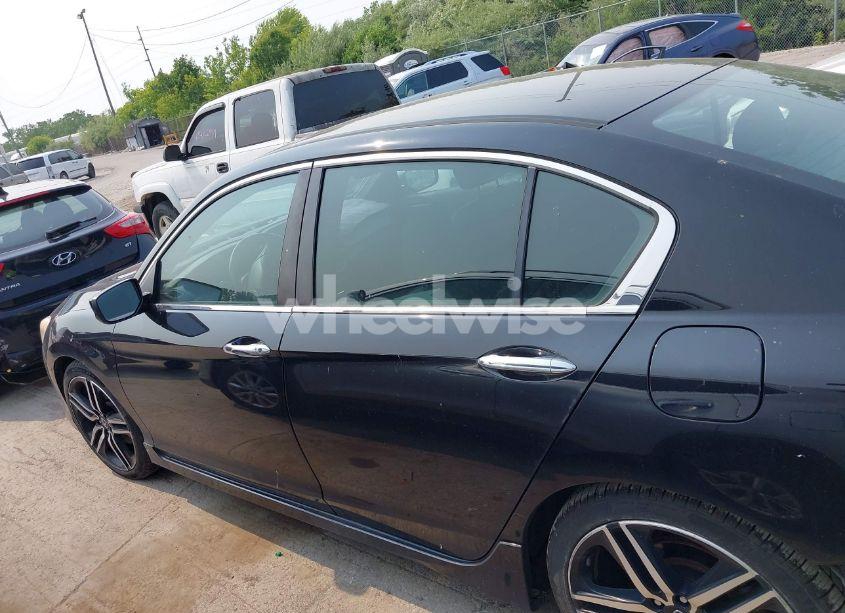 Photo 15 of 2017 Honda Accord SPORT SE (VIN 1HGCR2F18HA014489)