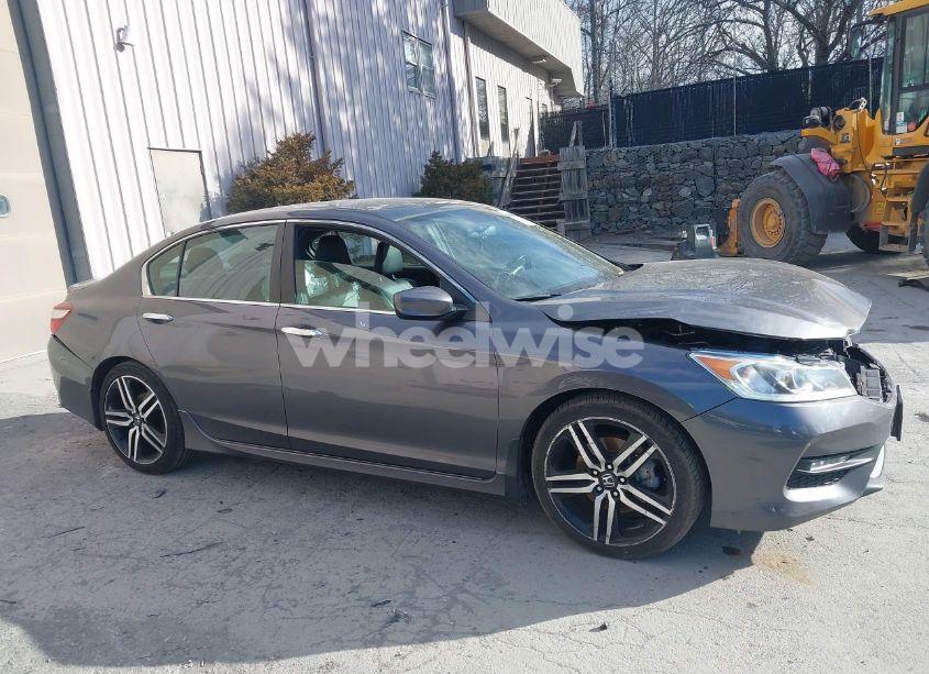 Photo 13 of 2017 Honda Accord SPORT SE (VIN 1HGCR2F18HA035102)