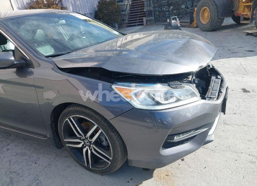 Photo 17 of 2017 Honda Accord SPORT SE (VIN 1HGCR2F18HA035102)