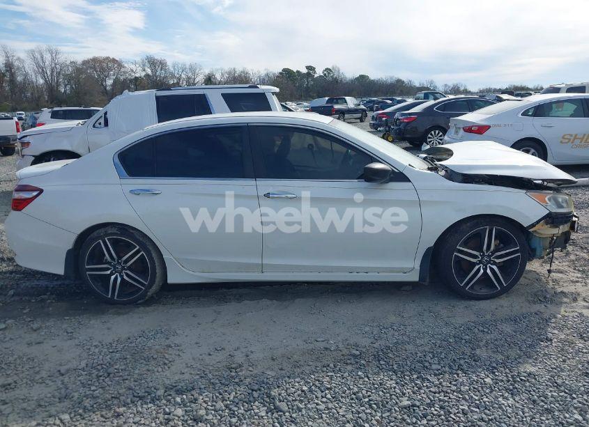 Photo 14 of 2017 Honda Accord SPORT SE (VIN 1HGCR2F18HA053048)