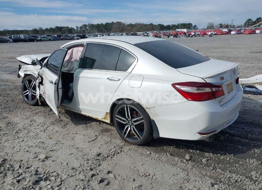 Photo 3 of 2017 Honda Accord SPORT SE (VIN 1HGCR2F18HA053048)