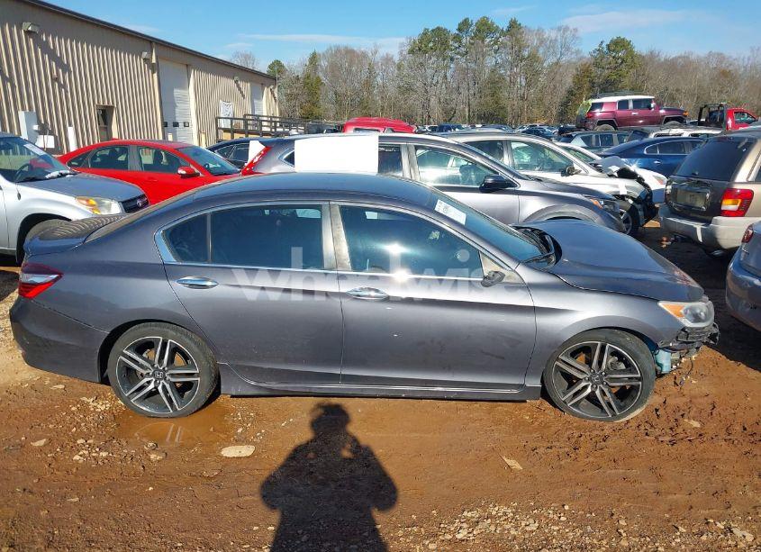 Photo 14 of 2017 Honda Accord SPORT SE (VIN 1HGCR2F18HA070156)