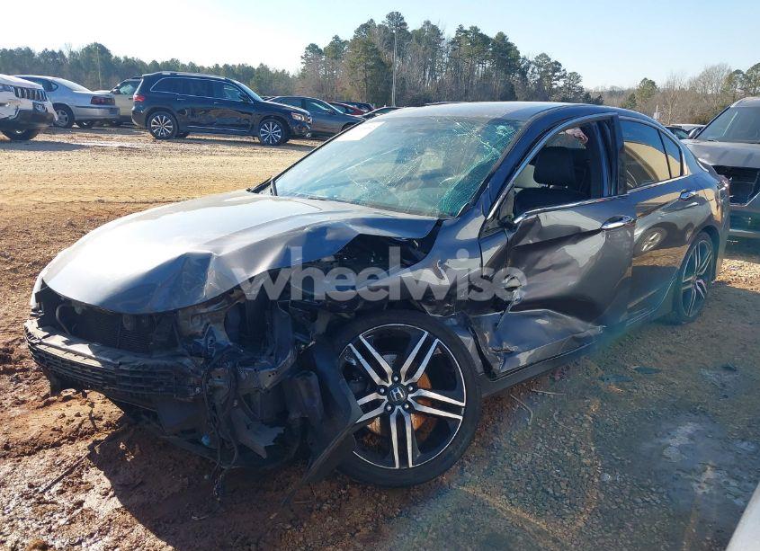 Photo 2 of 2017 Honda Accord SPORT SE (VIN 1HGCR2F18HA070156)