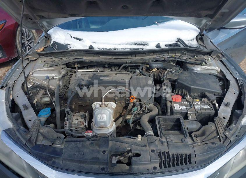 Photo 10 of 2017 Honda Accord SPORT SE (VIN 1HGCR2F18HA085188)