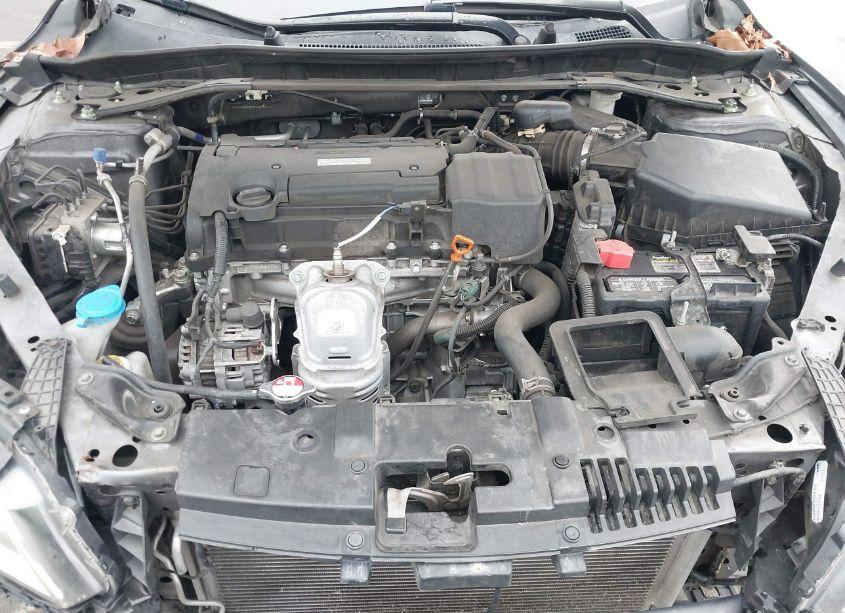 Photo 10 of 2017 Honda Accord SPORT SE (VIN 1HGCR2F18HA155742)