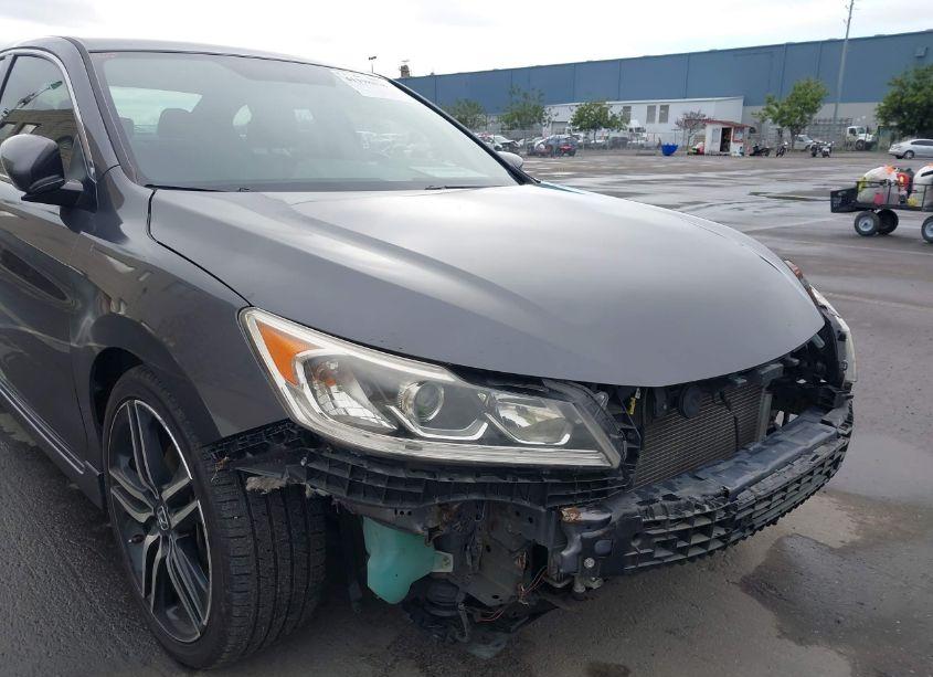 Photo 6 of 2017 Honda Accord SPORT SE (VIN 1HGCR2F18HA155742)