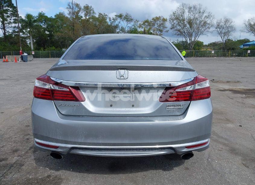 Photo 17 of 2017 Honda Accord SPORT SE (VIN 1HGCR2F18HA203420)