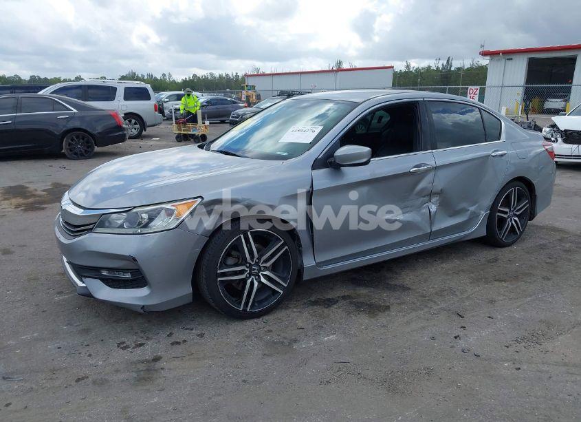 Photo 2 of 2017 Honda Accord SPORT SE (VIN 1HGCR2F18HA203420)