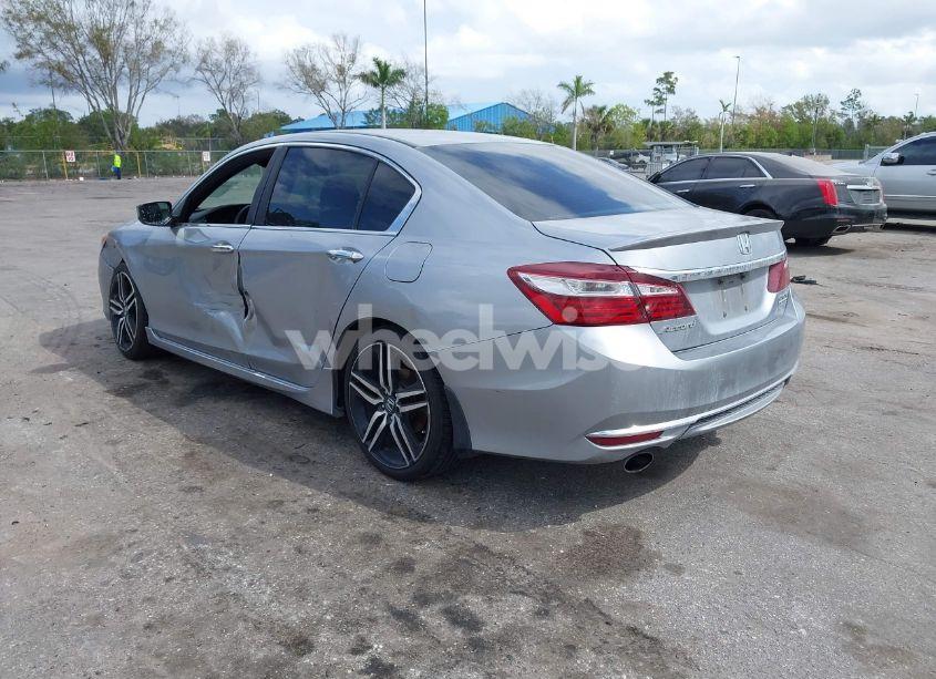 Photo 3 of 2017 Honda Accord SPORT SE (VIN 1HGCR2F18HA203420)