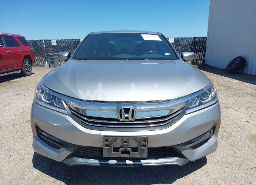 Photo 12 of 2017 Honda Accord SPORT SE (VIN 1HGCR2F18HA203434)