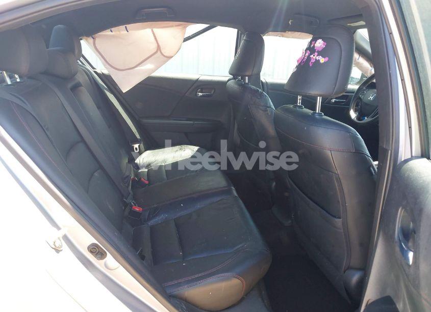 Photo 8 of 2017 Honda Accord SPORT SE (VIN 1HGCR2F18HA203434)