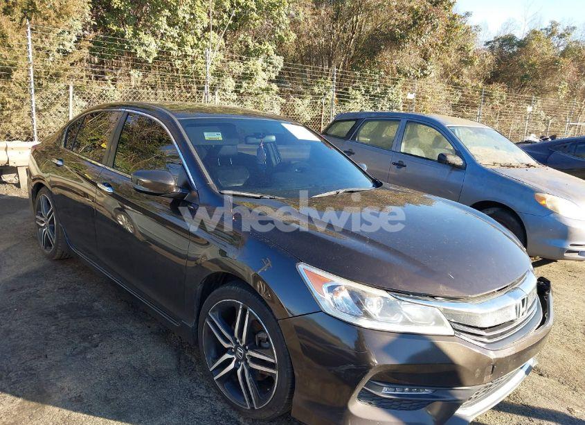 2017 Honda Accord SPORT SE (VIN 1HGCR2F18HA242976) main photo