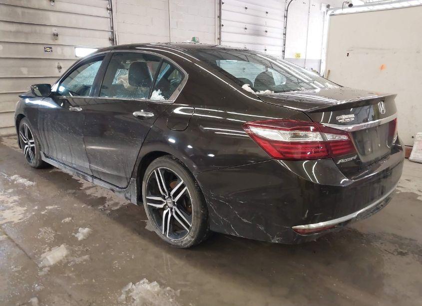 Photo 3 of 2017 Honda Accord SPORT SE (VIN 1HGCR2F19HA088634)