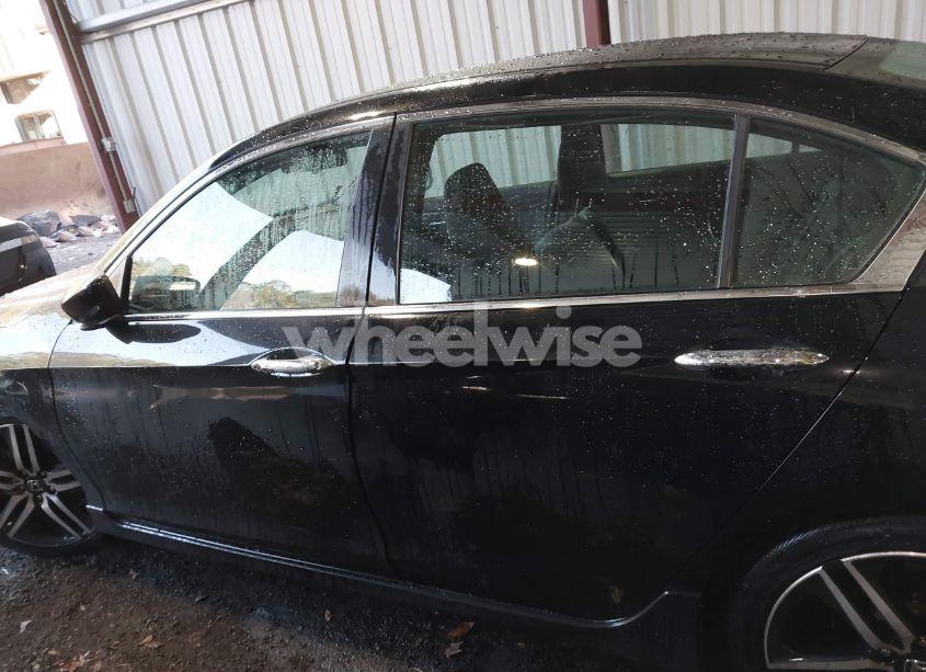 Photo 15 of 2017 Honda Accord SPORT SE (VIN 1HGCR2F19HA123026)