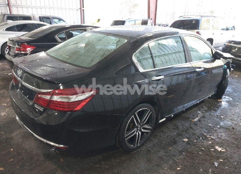 Photo 4 of 2017 Honda Accord SPORT SE (VIN 1HGCR2F19HA123026)