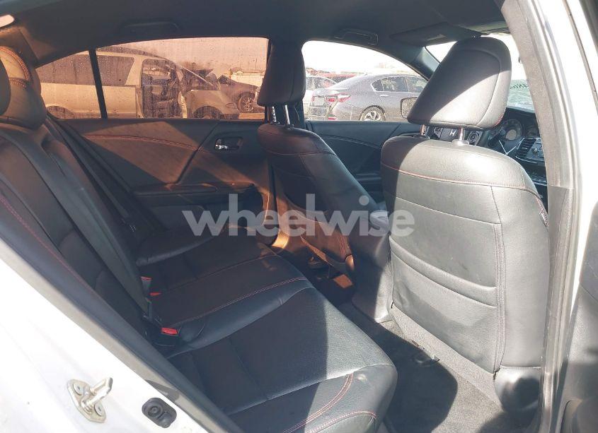 Photo 8 of 2017 Honda Accord SPORT SE (VIN 1HGCR2F19HA125603)