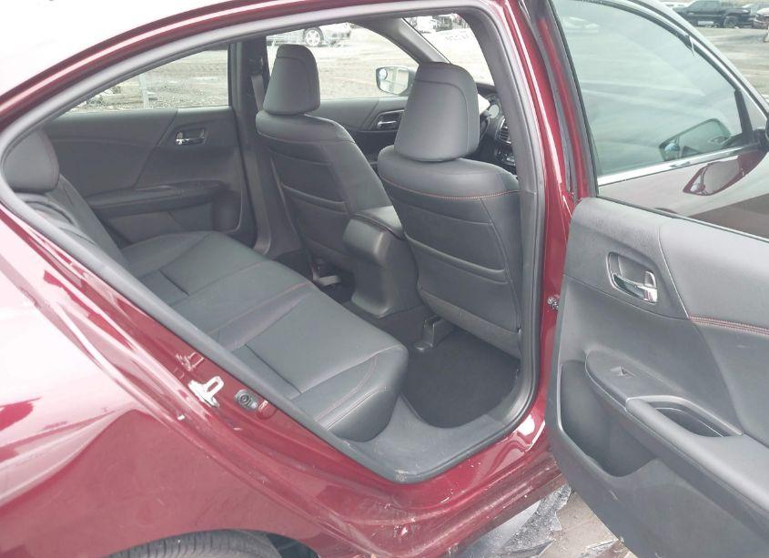 Photo 8 of 2017 Honda Accord SPORT SE (VIN 1HGCR2F19HA157743)