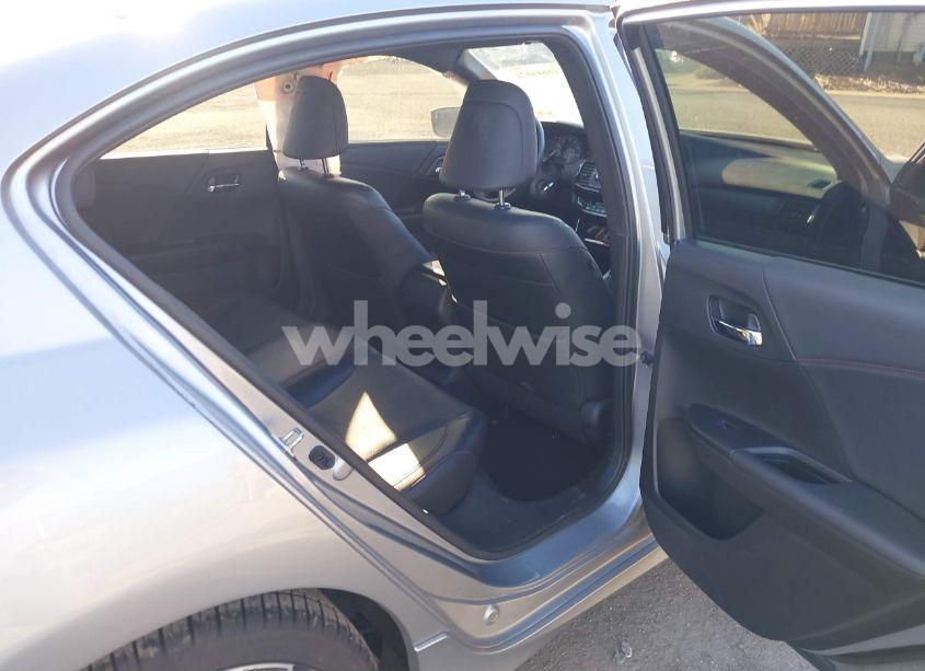 Photo 8 of 2017 Honda Accord SPORT SE (VIN 1HGCR2F19HA186319)