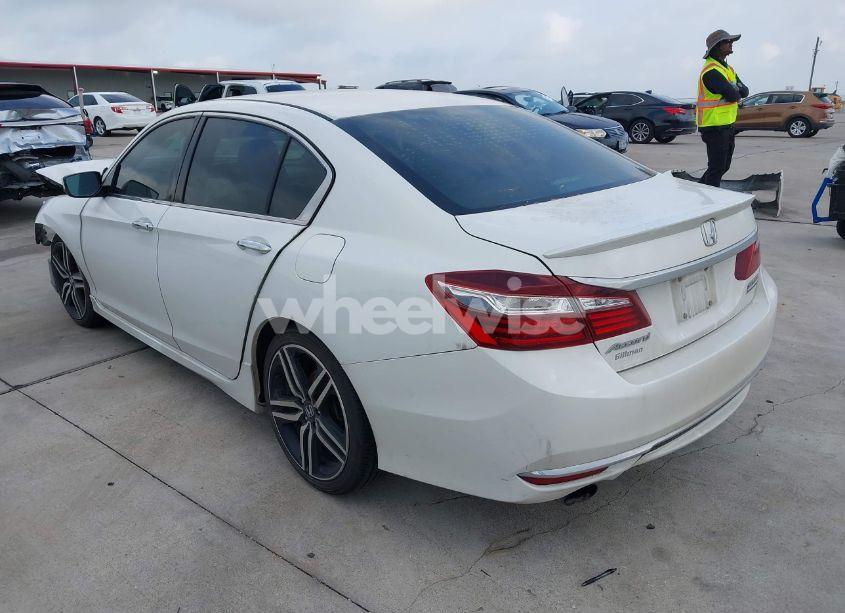 Photo 3 of 2017 Honda Accord SPORT SE (VIN 1HGCR2F19HA203247)