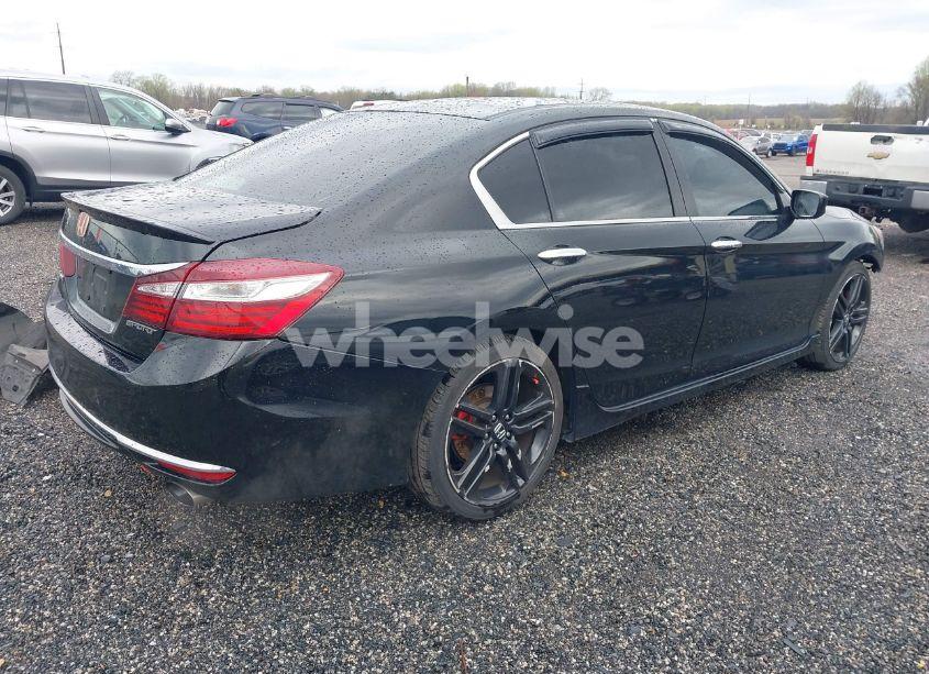 Photo 4 of 2017 Honda Accord SPORT SE (VIN 1HGCR2F19HA296559)