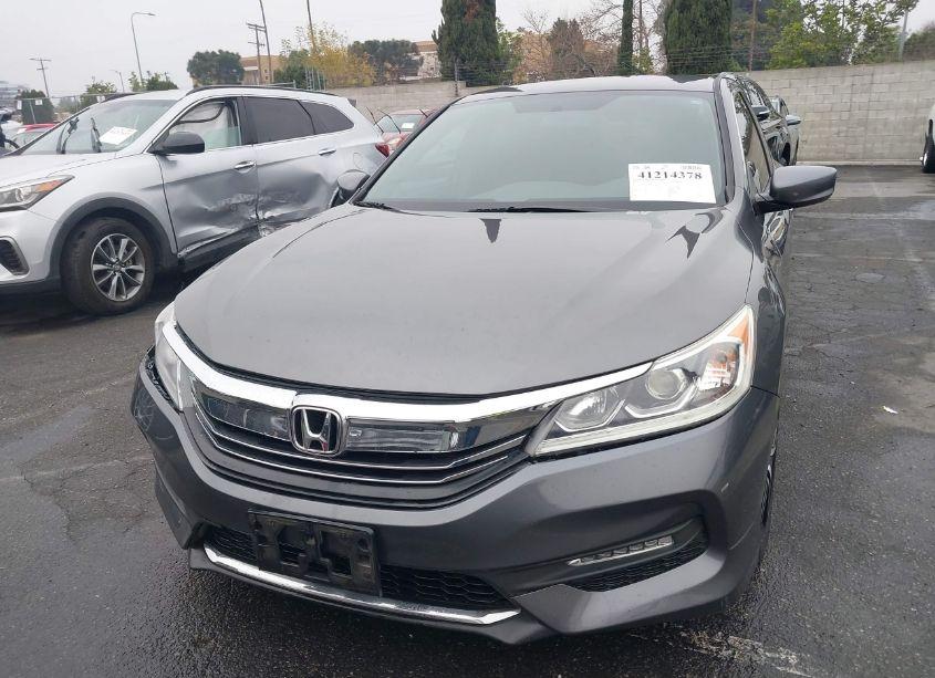 Photo 12 of 2017 Honda Accord SPORT SE (VIN 1HGCR2F19HA302201)
