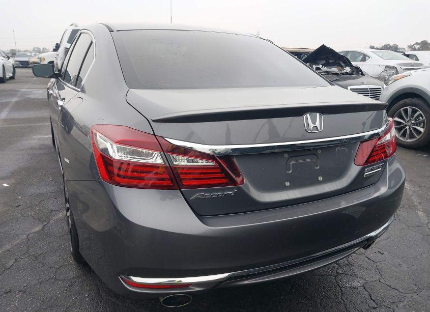 Photo 16 of 2017 Honda Accord SPORT SE (VIN 1HGCR2F19HA302201)