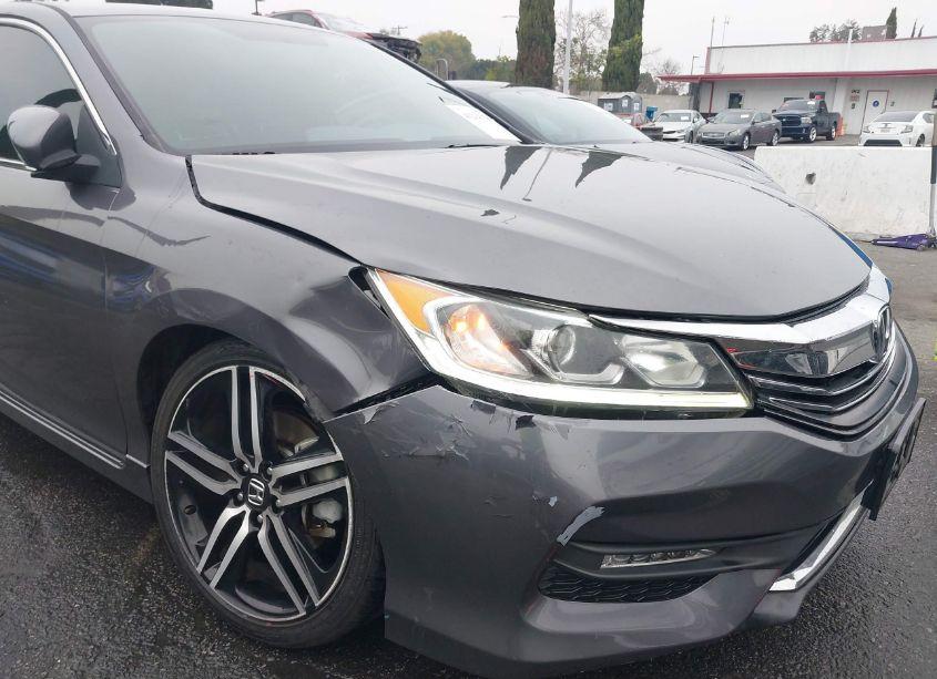 Photo 6 of 2017 Honda Accord SPORT SE (VIN 1HGCR2F19HA302201)