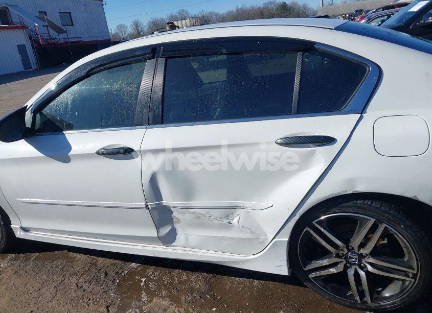 Photo 15 of 2017 Honda Accord SPORT SE (VIN 1HGCR2F1XHA006846)