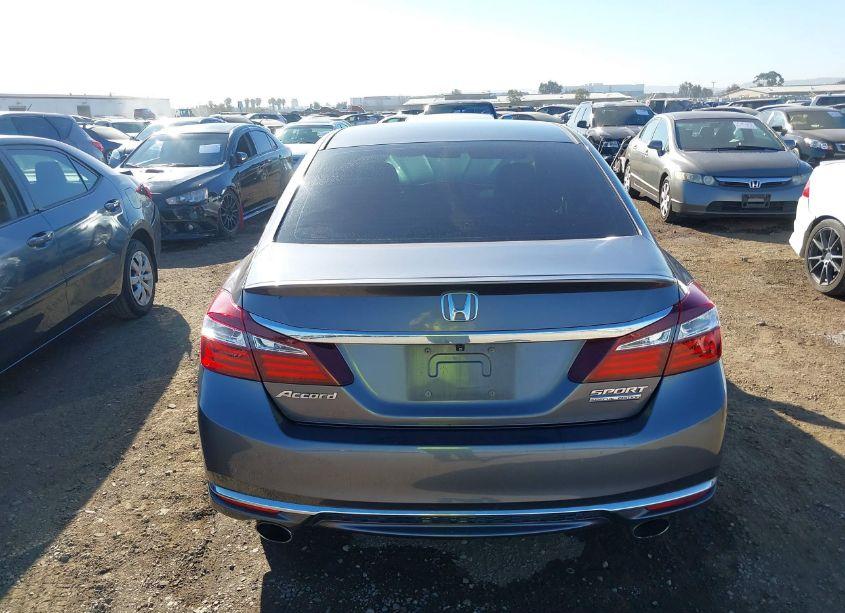 Photo 16 of 2017 Honda Accord SPORT SE (VIN 1HGCR2F1XHA033688)