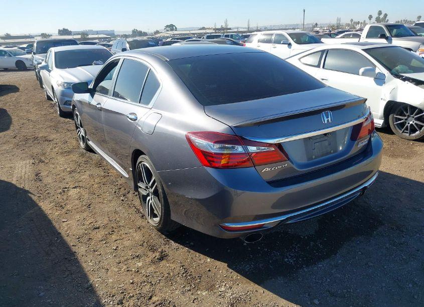 Photo 3 of 2017 Honda Accord SPORT SE (VIN 1HGCR2F1XHA033688)